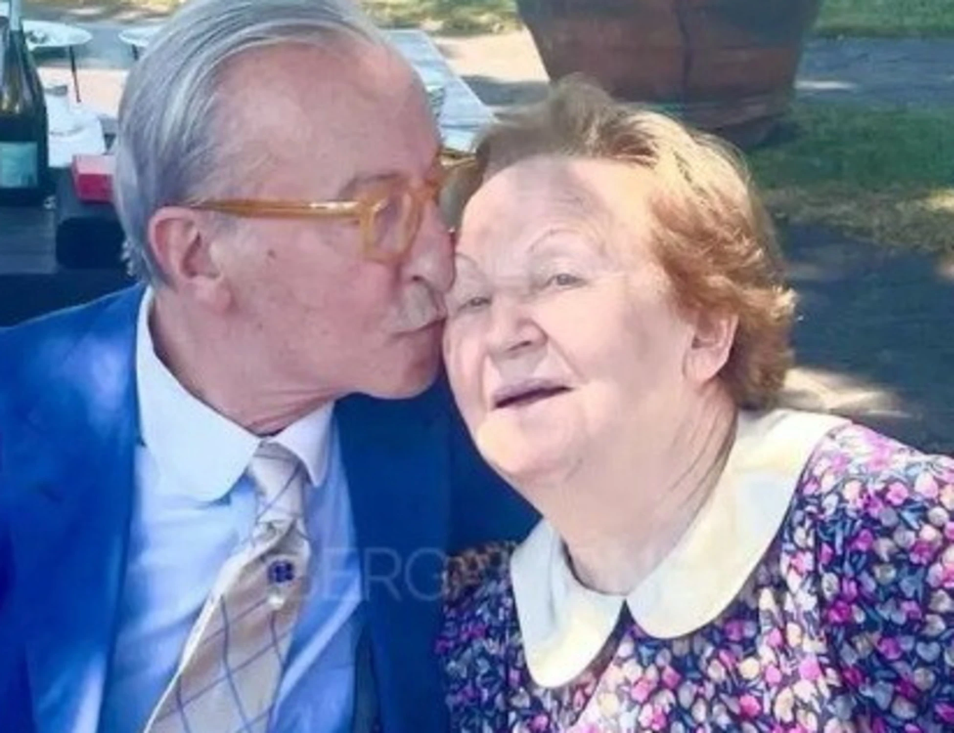 Vittorio Feltri in lutto: morta la moglie Enoe. "La donna che mi ha tolto dal guado"
