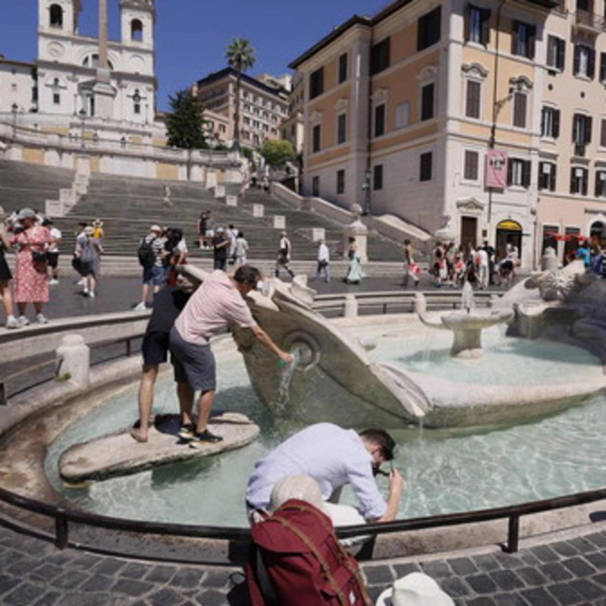 Quei maestrini che si lamentano pure perch&eacute; nel nostro Paese ci sono troppi turisti&nbsp;