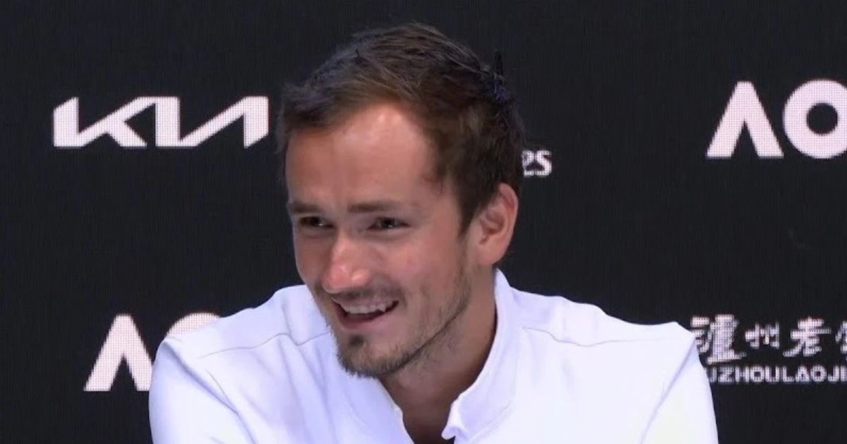 Daniil Medvedev sconvolto da Sinner: "La ha tirata a 160 km all'ora", il russo ancora non ci crede