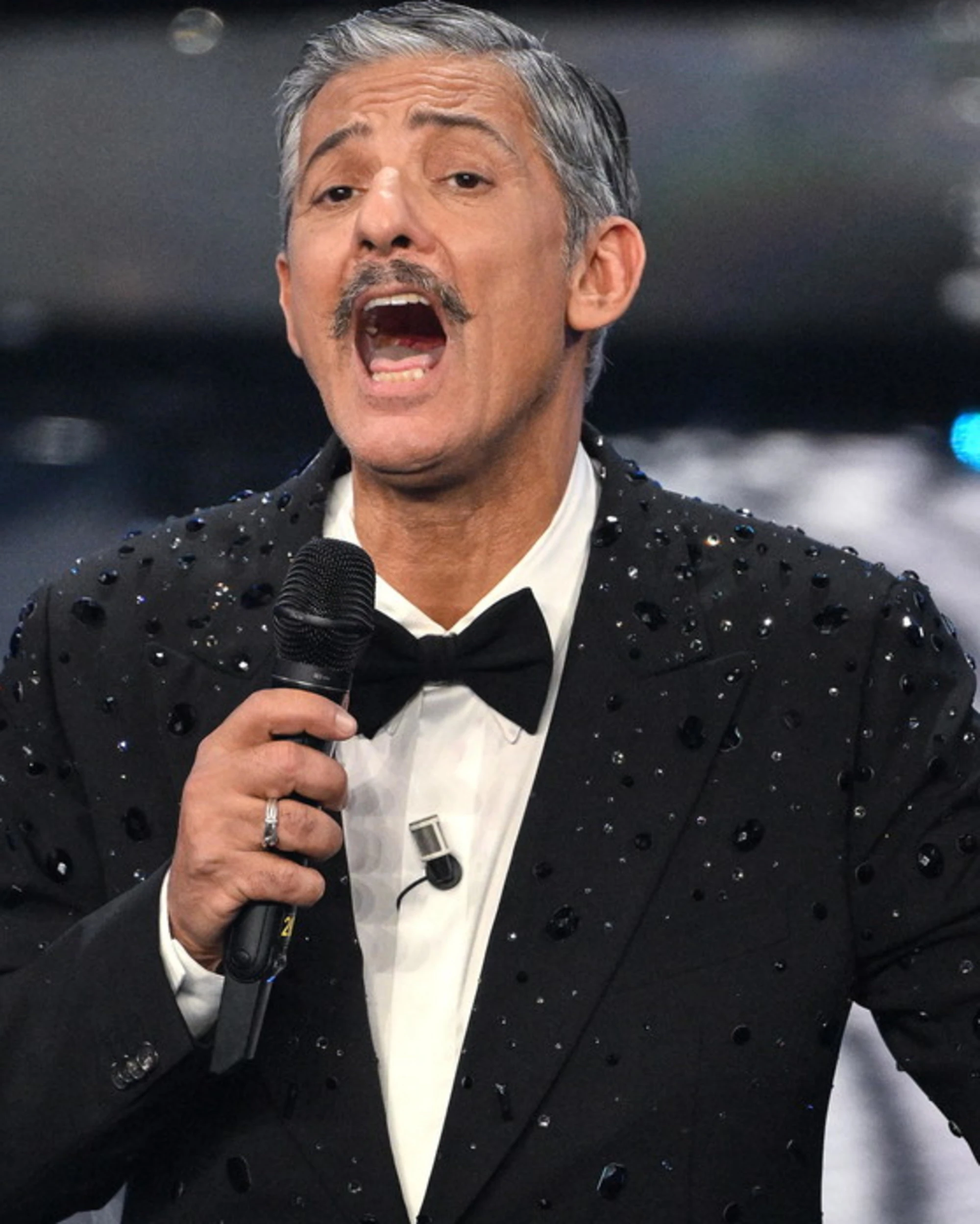 Fiorello indagato per diffamazione: "Un rave! Escort e coca!"