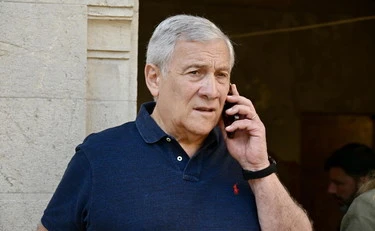 Extraprofitti, Tajani gela Schlein: "Mi sa molto di Unione Sovietica"