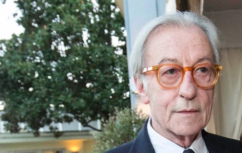 "Se il sesso è un dono di Dio allora i preti...". Vittorio Feltri a Bergoglio: la verità che nessuno osa