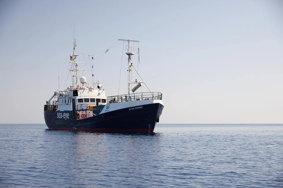 ARRIVATA A TARANTO LA NAVE ALAN KURDI CON A BORDO 88 MIGRANTI