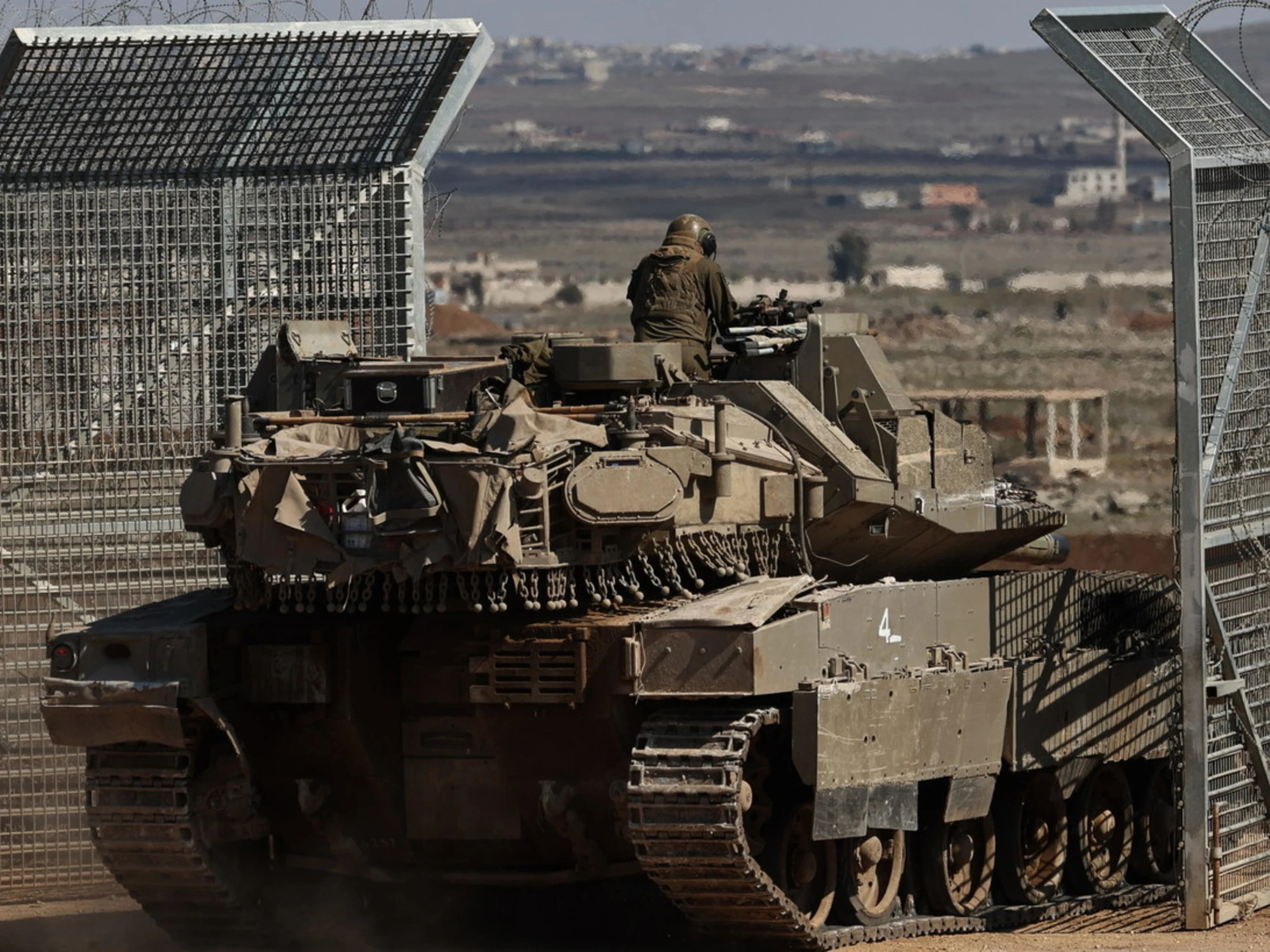 Idf: "Attacco senza precedenti a Khan Younis", scontri tra israeliani e palestinesi
