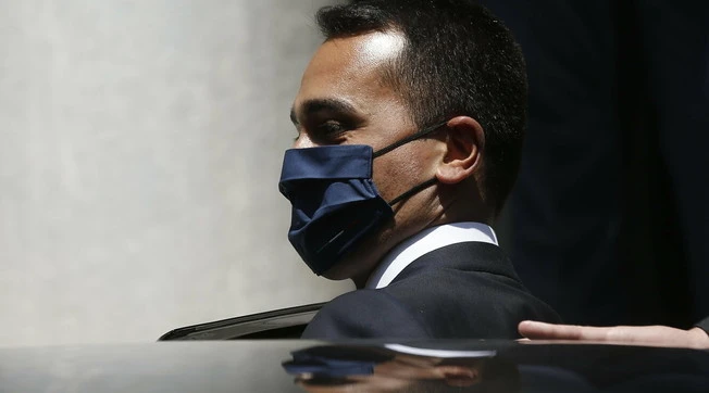 Luigi Di Maio, le parole di Angela Merkel e quel sogno proibito: lui il prossimo premier?