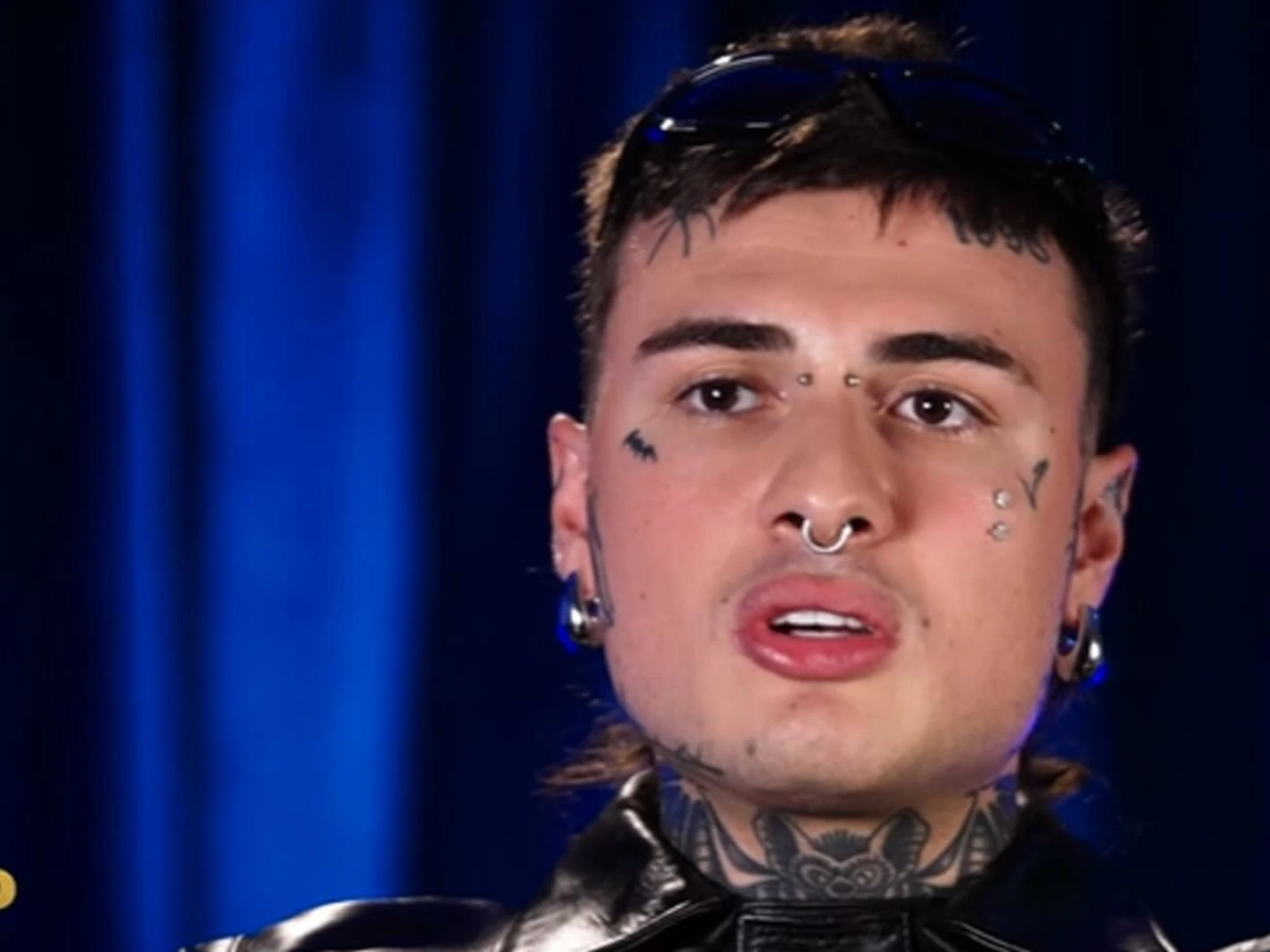 Ballando con le Stelle, Selvaggia Lucarelli umilia Rosa Chemical: "Banale, terra di mezzo"