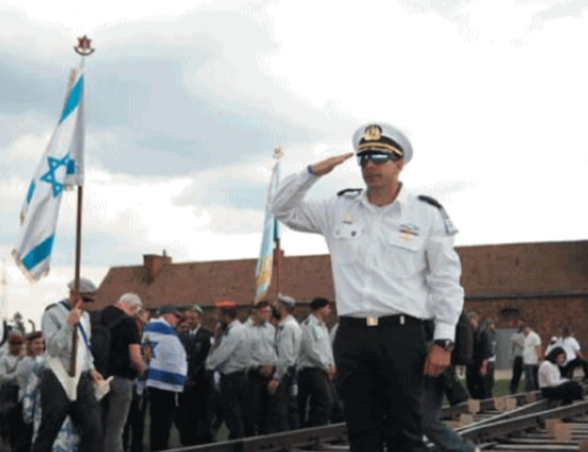 Auschwitz, "via la Stella di David": Polonia choc, l'ultimo sfregio