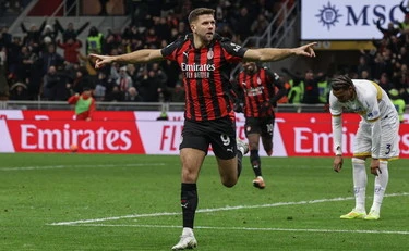 Fullkrug derubato in hotel prima del gol: risvolti clamorosi