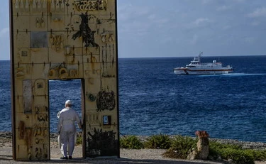 Il Pd ci prova: Nobel per la pace a Lampedusa