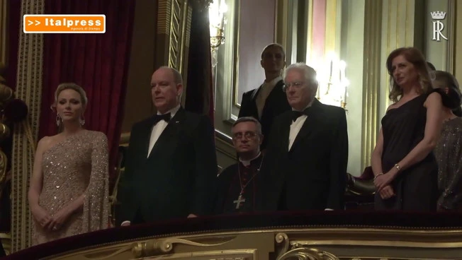 Mattarella all’Opera Garnier con i principi di Monaco