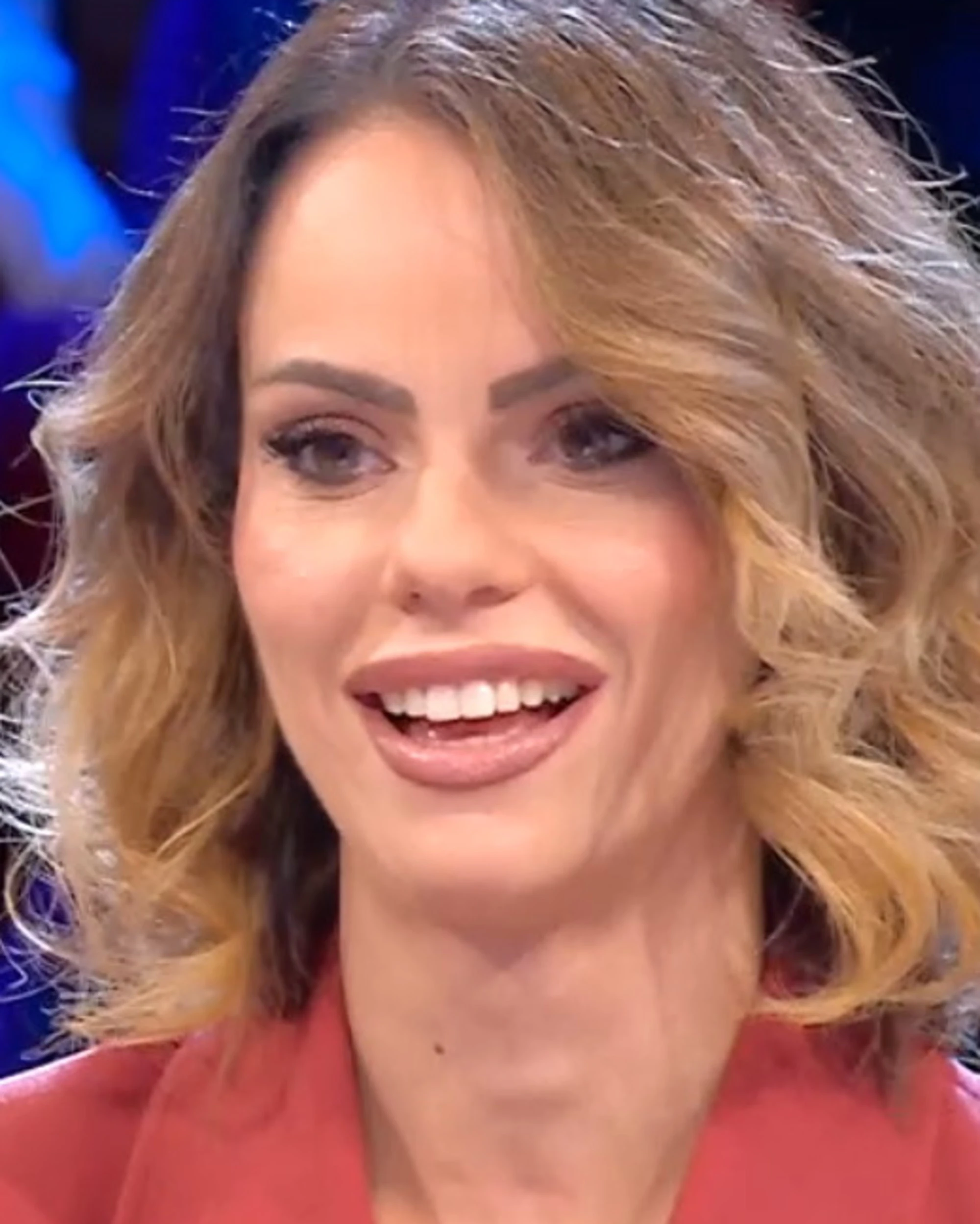 Affari Tuoi, il sospetto su Elisabetta: "Perché non nomina mai il marito"