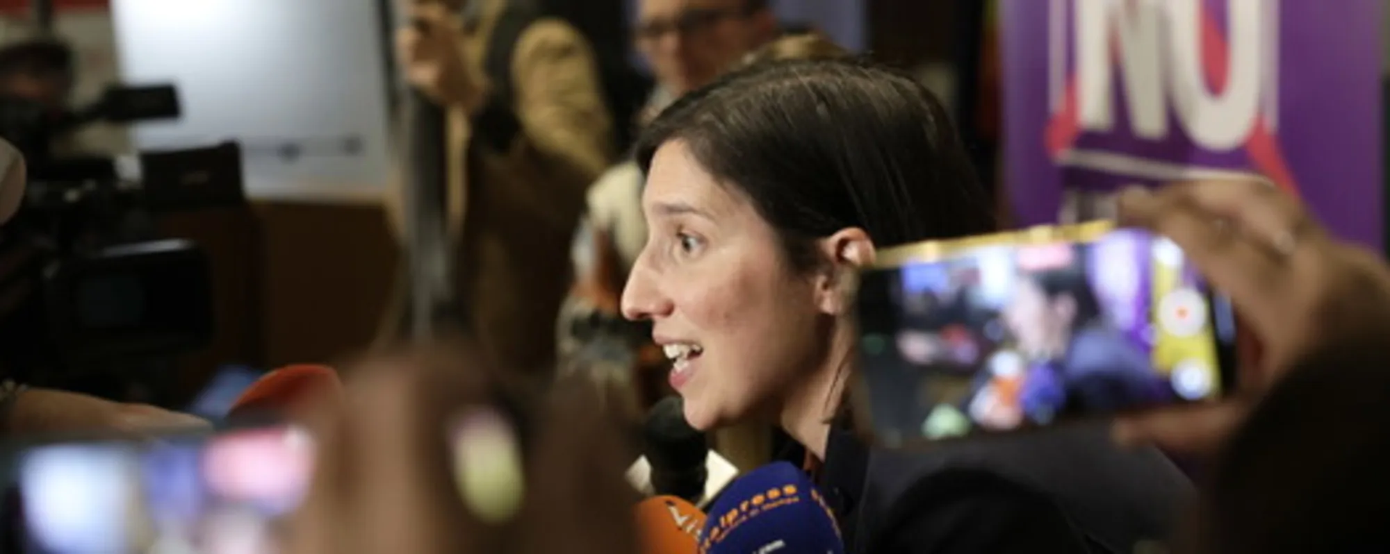 Leggi l'articolo: "Perché Repubblica lo sta facendo?". Tam tam Pd: bomba sulla sinistra