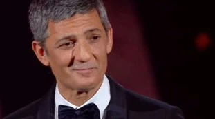 Fiorello, terrore pure: incendio in camera da letto, "gravissimi danni"