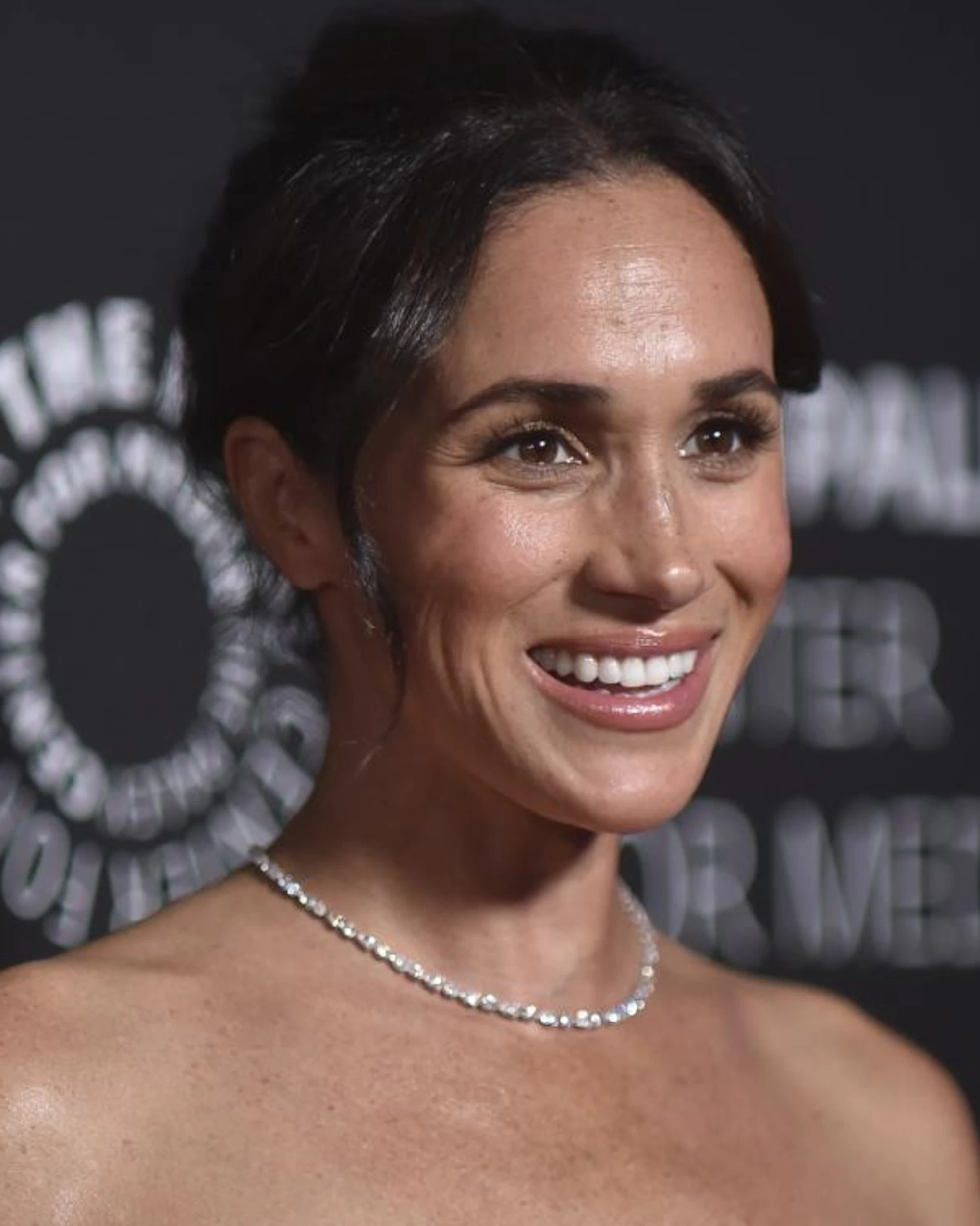 Meghan Markle vende marmellate e tè? Ecco i prezzi-choc