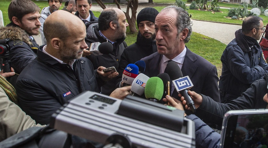 Fase 2, Conte cede ai governatori: sì alle linee guida delle regioni. Zaia. "Ora possiamo aprire"