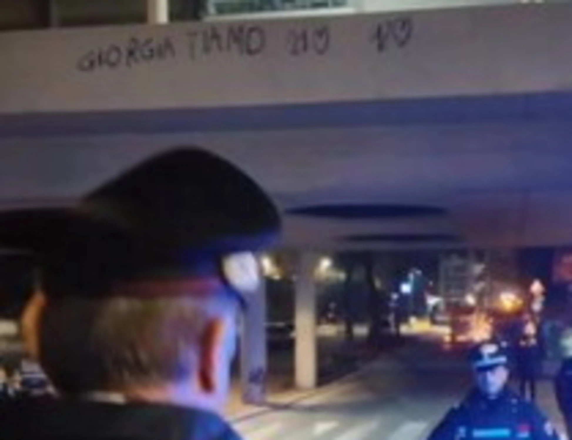 Meloni, il video per carabinieri e forze dell'ordine scatena il peggio della sinistra