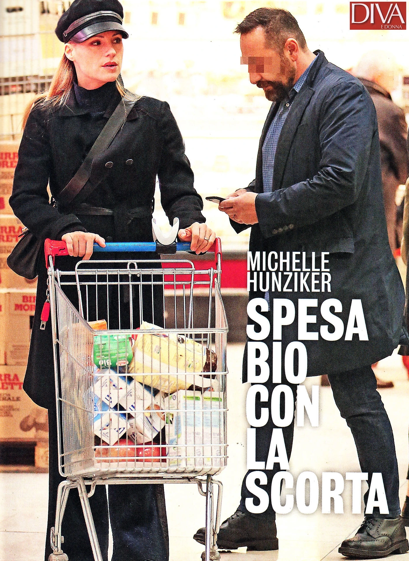 Michelle Hunziker, le foto strepitose: al supermercato la spesa la fa così, lezione di vita alla piddina