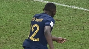 Kolo Muani linciato: "Per l'eternità", l'ultima vergogna dei francesi