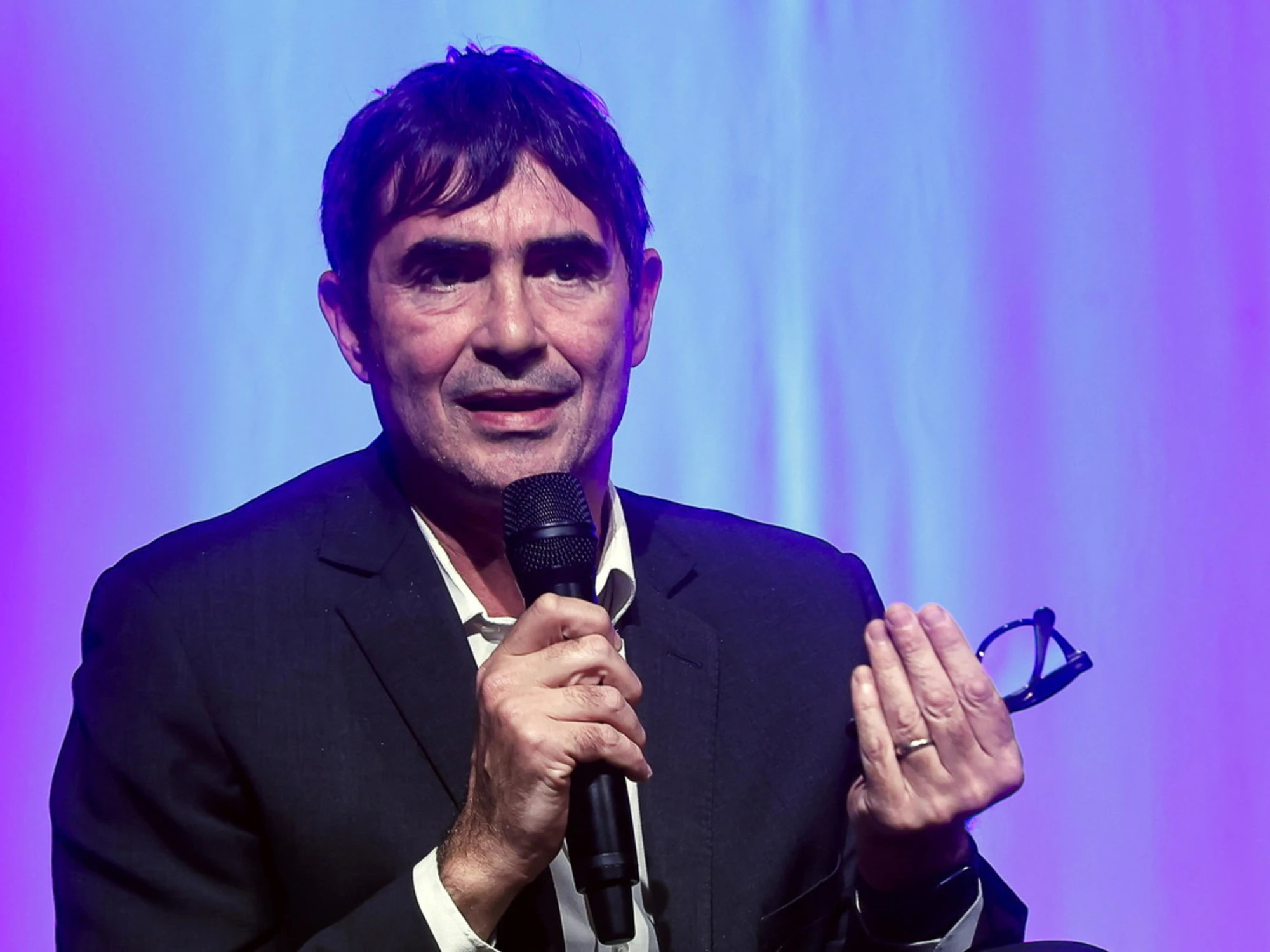 Nicola Fratoianni, rivoluzionario riluttante: "Che fatica essere qui di domenica"