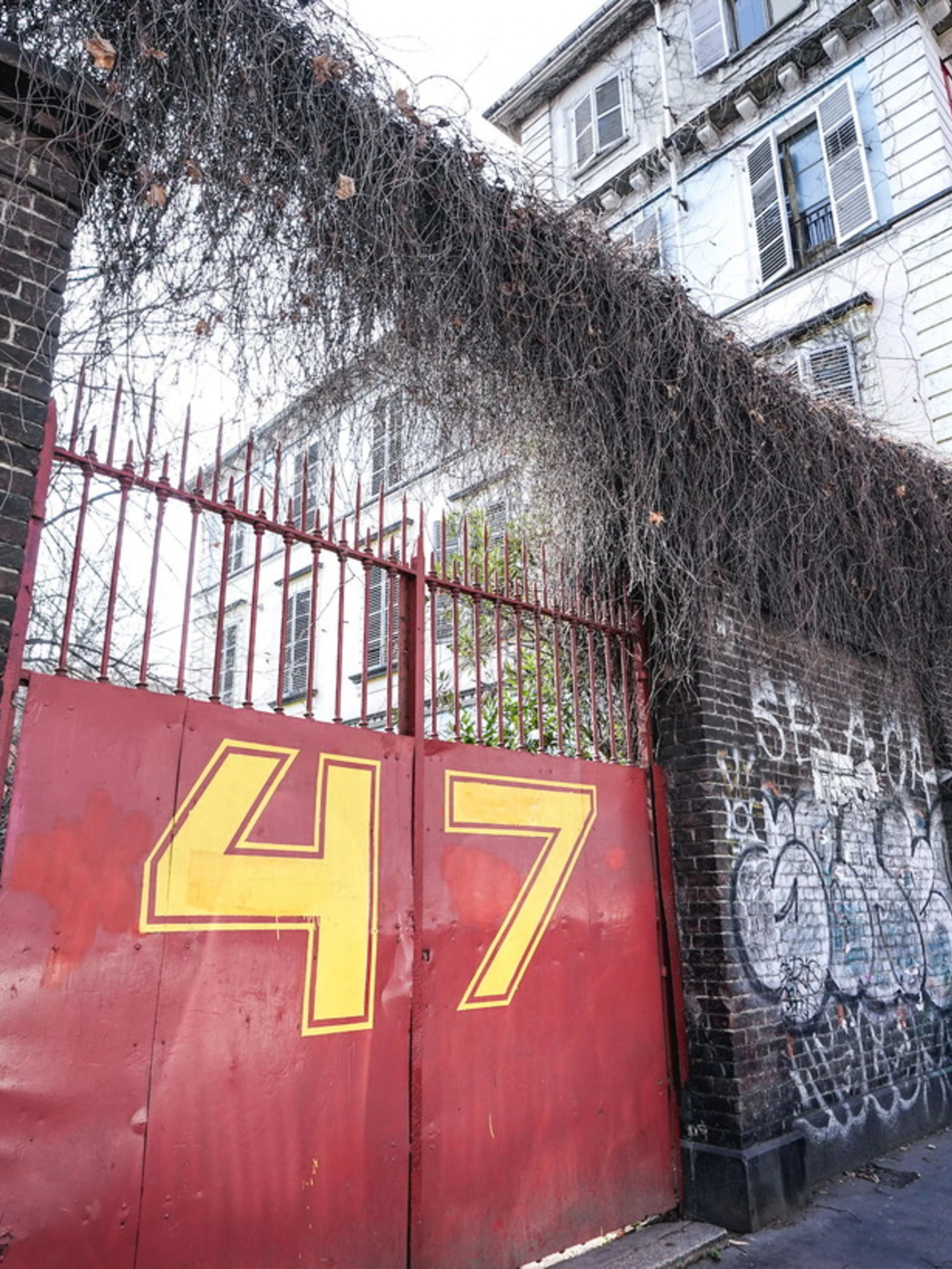 Torino, stop alla festa in parrocchia. Ma non toccano Askatasuna