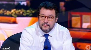 Matteo Salvini a Quarta Repubblica: "Ho sentito Mattarella". Ribellione contro Conte: leghisti in Parlamento, italiani al supermercato
