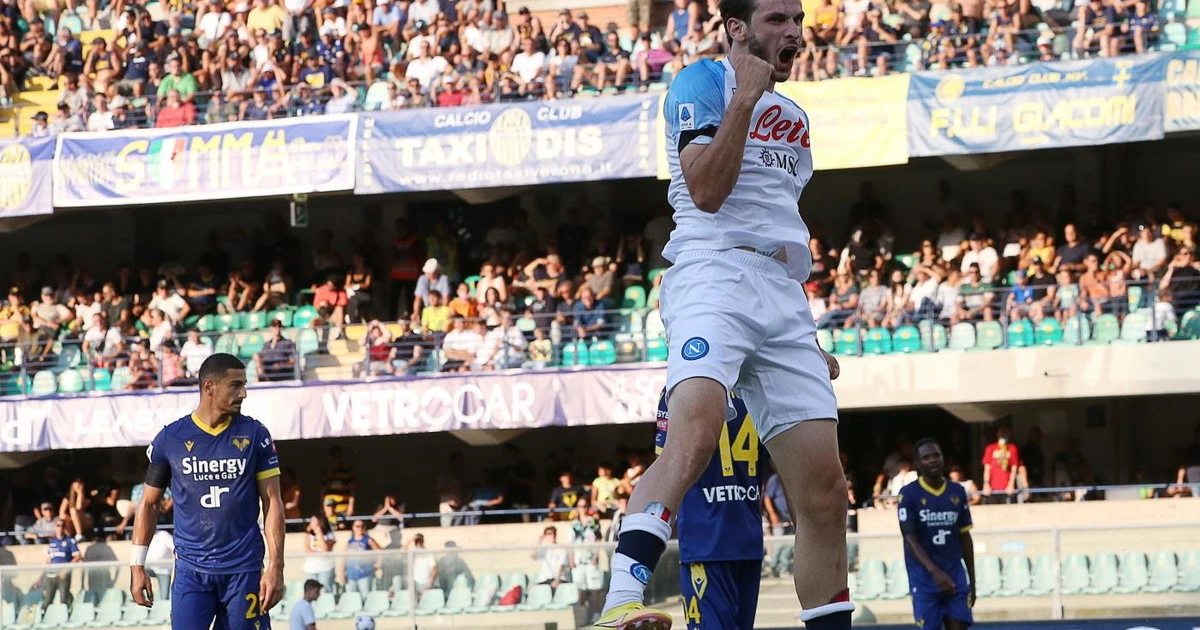 Napoli scopre un gioiello? Kvara show al debutto, asfaltato il Verona