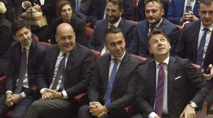 Pd e Cinque Stelle alleati per sempre: il coronavirus aiuta la convivenza al governo