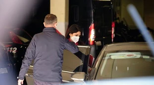Virginia Raggi svela il patto segreto tra Pd e M5s: "Le poltrone che mi hanno offerto per non ricandidarmi"