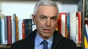 Coronavirus, il virologo Giorgio Palù rassicura sull'emergenza: "Basta allarmismi, crisi alle spalle. Di nuovi casi ne avremo sempre"