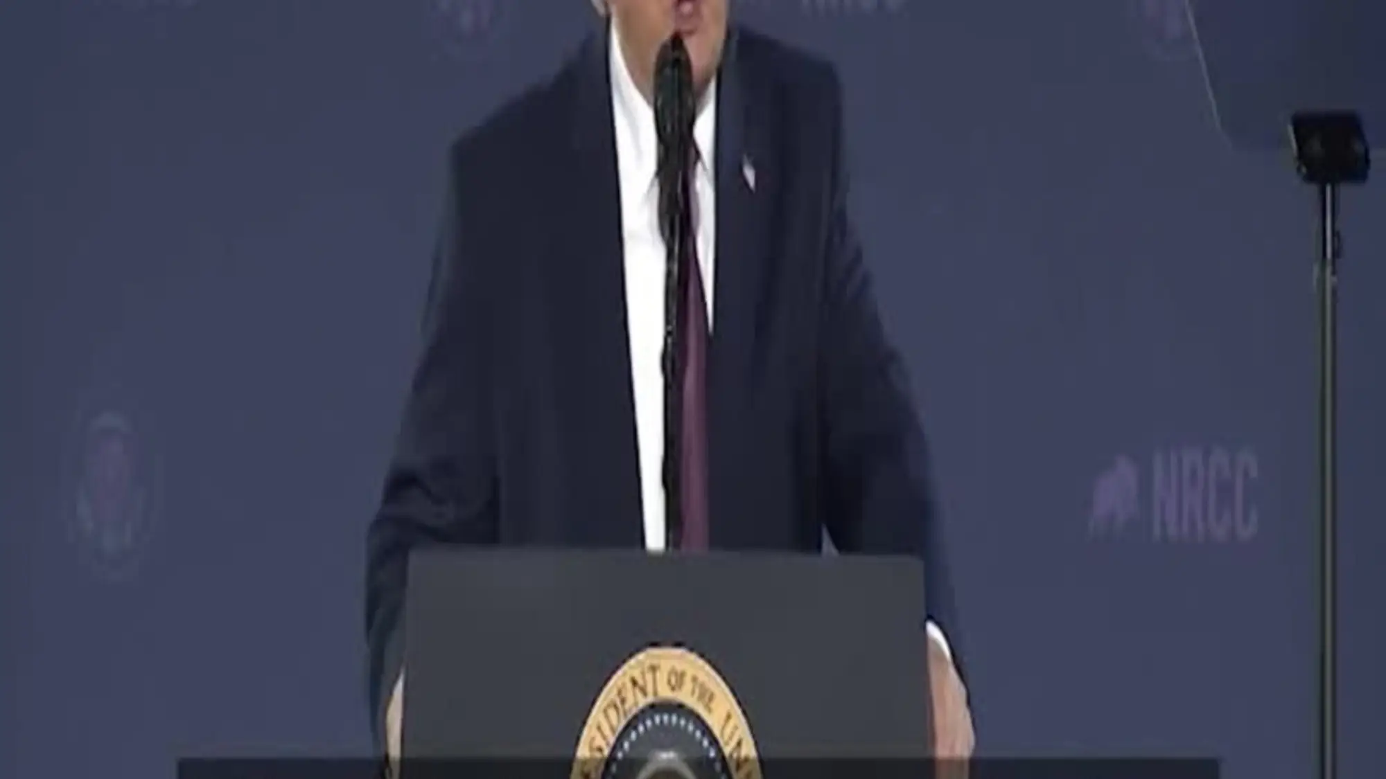 Iran, Trump: "Negoziatori di Teheran hanno paura di essere uccisi dalla loro stessa gente"