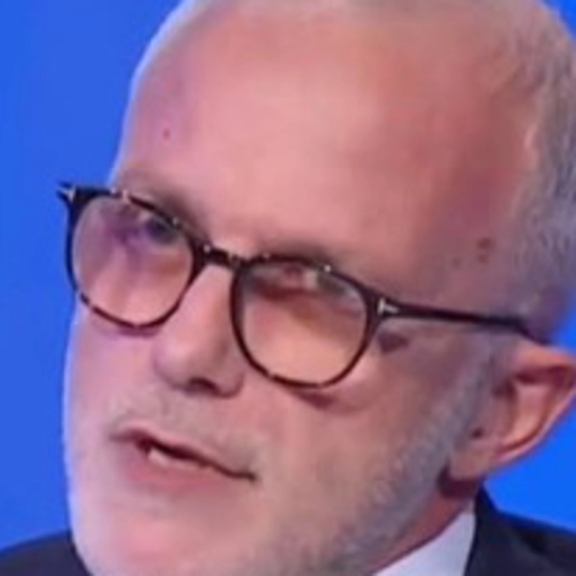 Il delirio di Ruffini: "A destra tutti evasori"