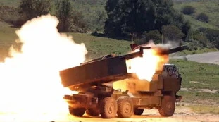 Himars, i missili che possono colpire Mosca: "Gittata anomala", perché siamo vicini alla guerra mondiale