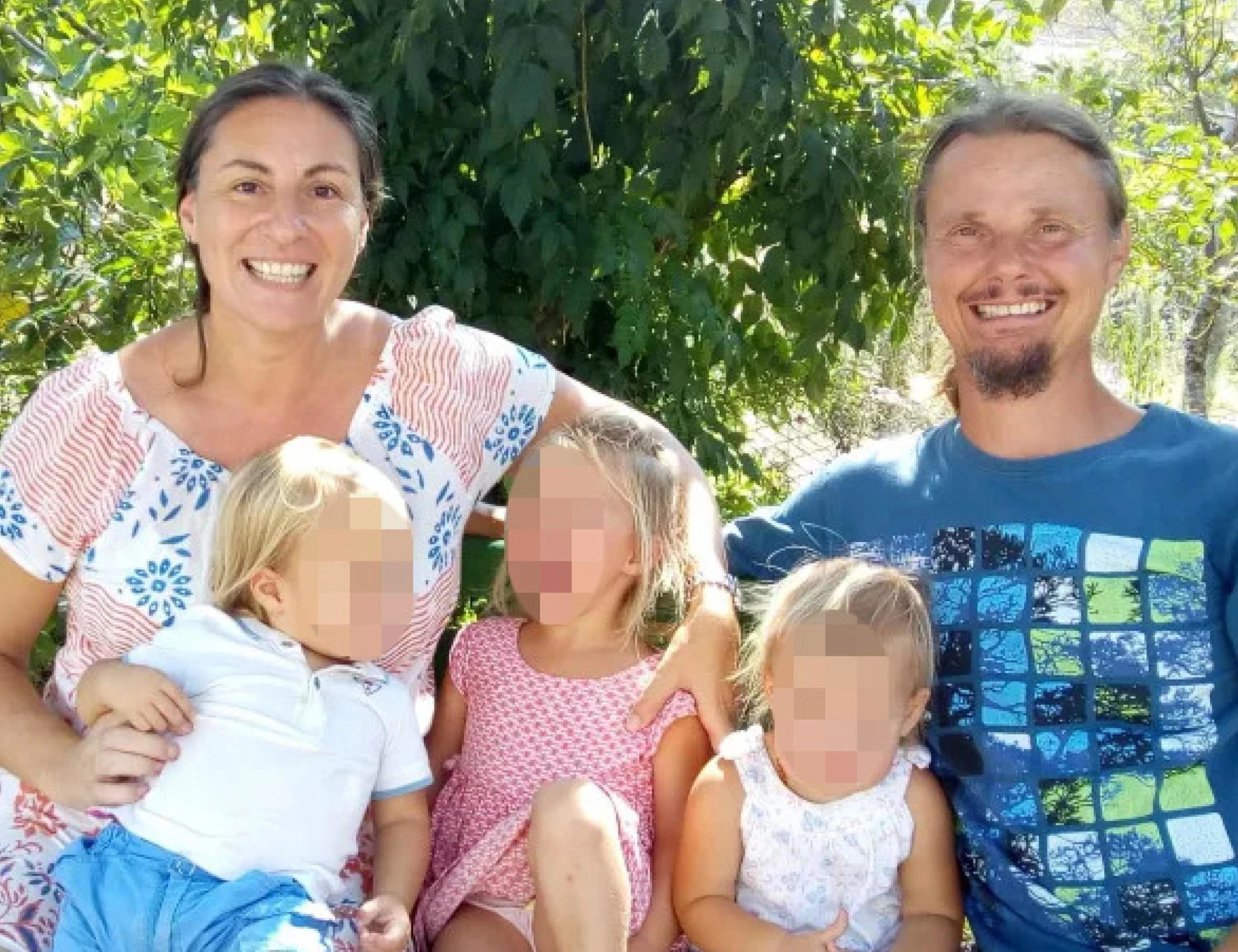 Famiglia nel Bosco, con che coraggio dicono che lo fanno per il bene dei bimbi?