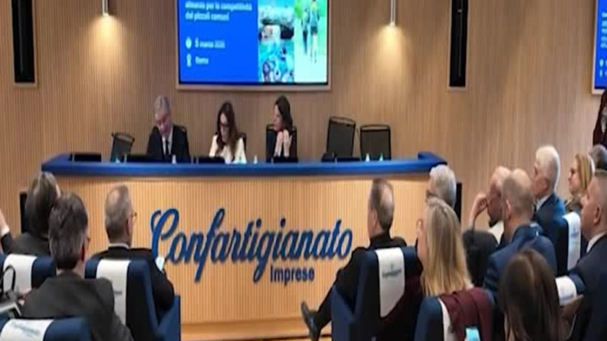 Turismo, a Confartigianato l'alleanza per i piccoli comuni con la ministra Santanché