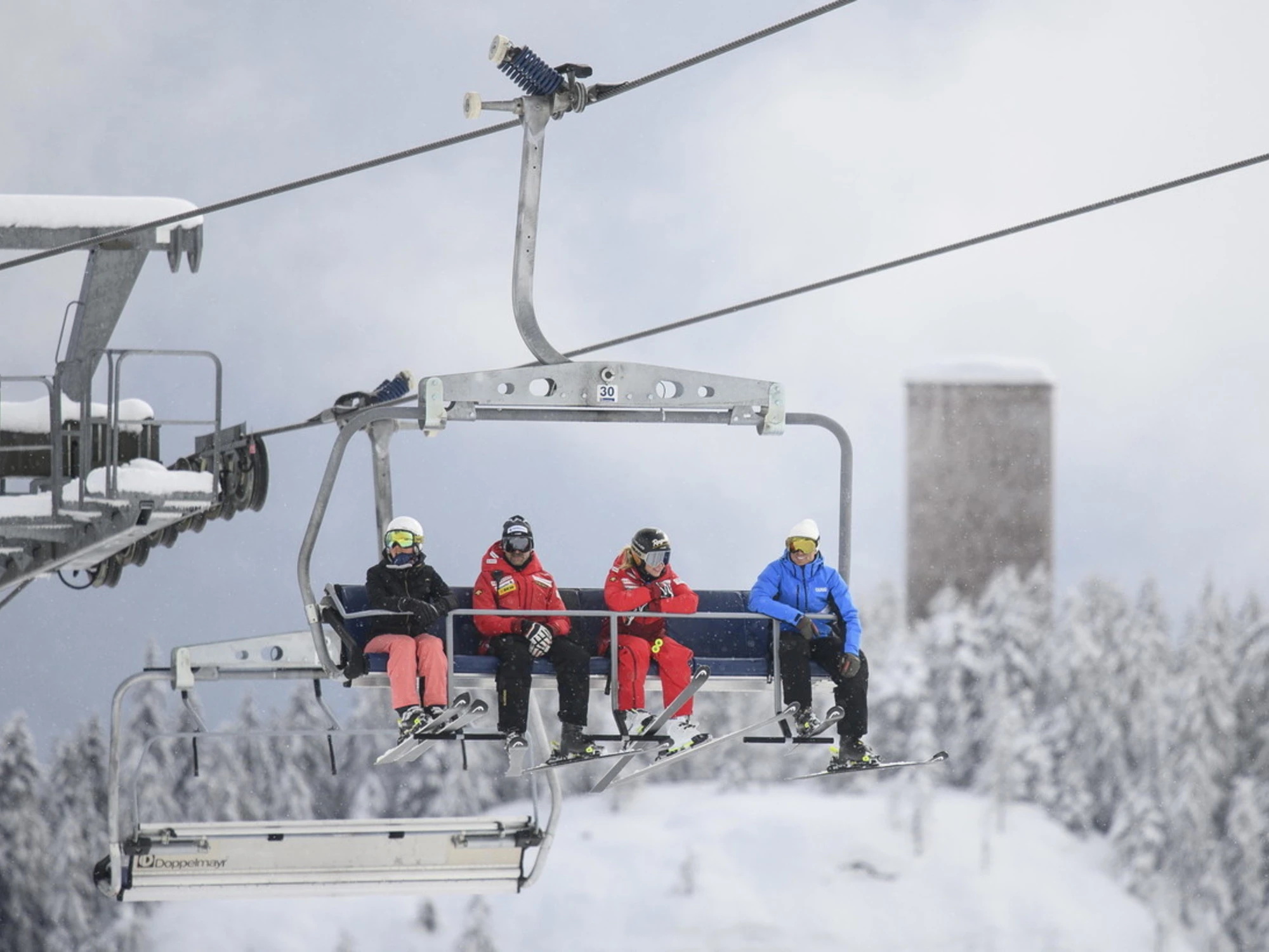 Dolomiti Superski, 30 milioni per evitare multe: ma non bastano. Il caso del "cartello" degli skipass
