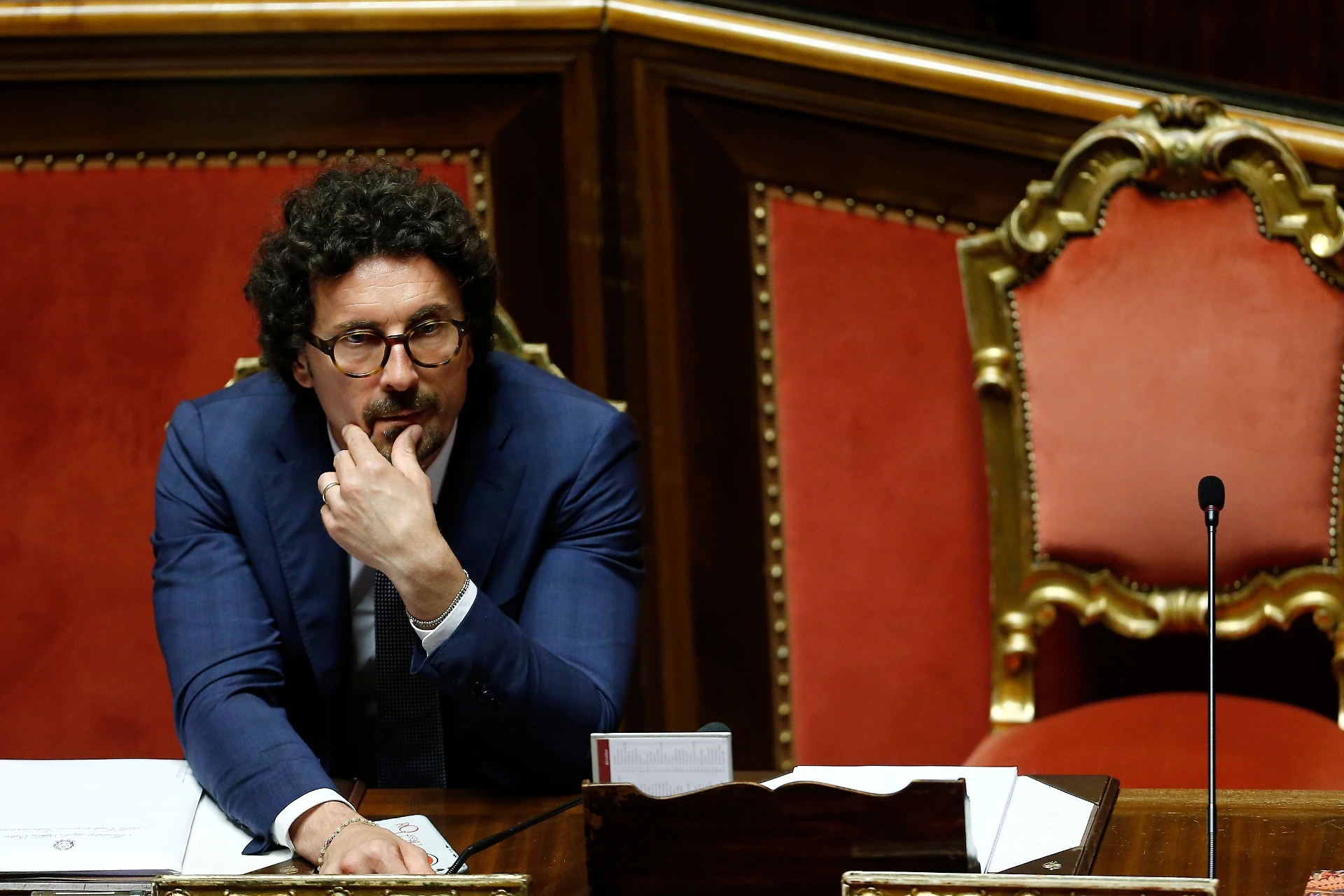 Sea watch, anche Danilo Toninelli alza la testa: "Per chi non rispetta le regole i porti restano chiusi"