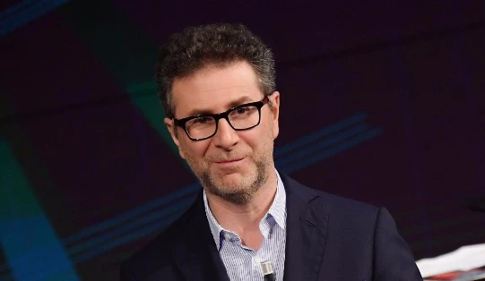 Fabio Fazio umiliato da Ilary Blasi: Che tempo che fa va a fondo più veloce del Titanic