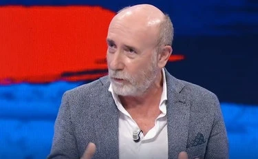 https://media.liberoquotidiano.it/F00s5JNPPpgdoNXPIbEjcpeytJlFpCA09FMB6oj0qyI/width:800/quality:90/aW1hZ2VzLzIwMjUvMDkvMDUvMTAxNDEzMDQ3LTA5OWZmNDUzLTY4N2UtNGUwMS04MmQwLTQ2N2U1ZDg3ZjcyZS5qcGc.webp