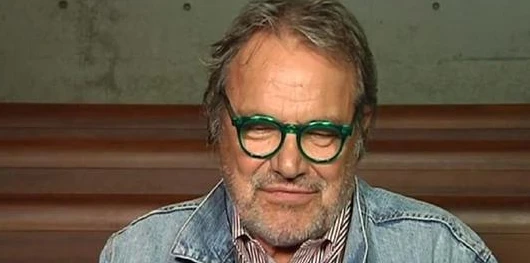 Oliviero Toscani, la rabbia del parente di una vittima: "La spara grossa per vedere quanto ce l'ha lungo"