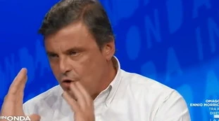 Furbetti del bonus, Carlo Calenda: "Perché i nomi usciranno. Ai parlamentari consiglio di andare a nascondersi"