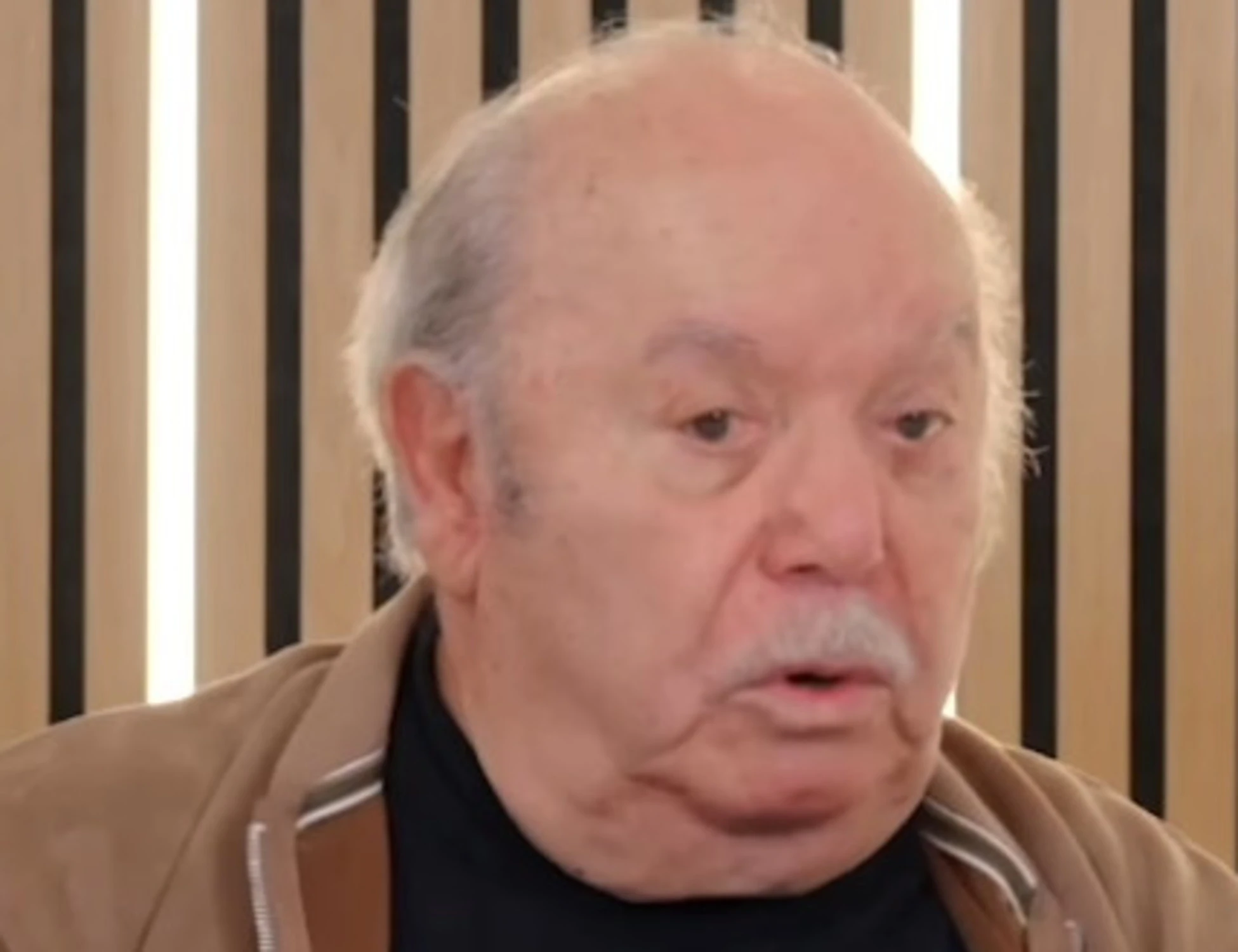 Giorgia Meloni, Lino Banfi fa impazzire la sinistra: "Ha degli occhi stupendi"