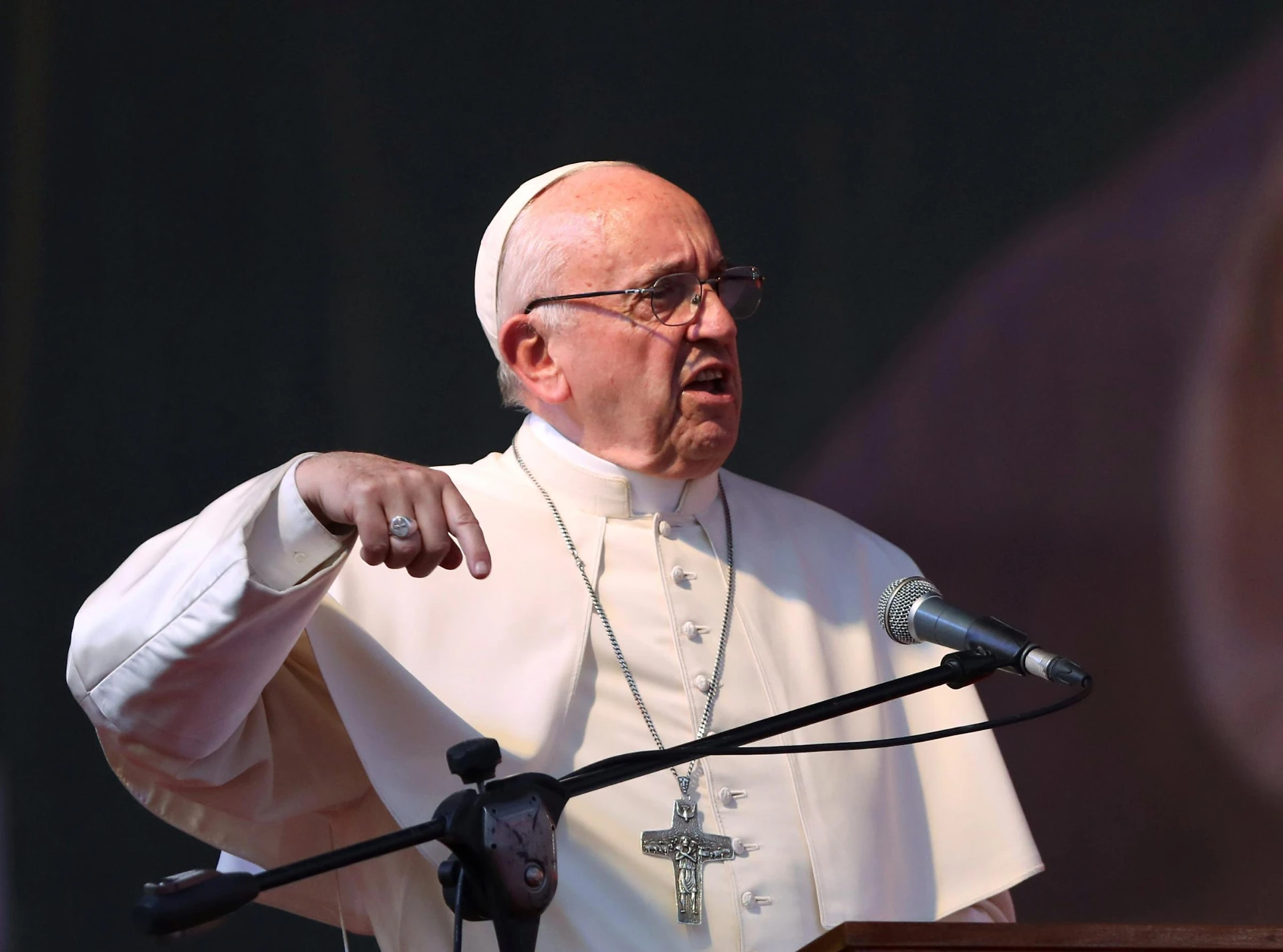 Retroscena, lo scontro in Vaticano tra papa Francesco e un cardinale: "Non dimenticare perché ti abbiamo eletto"