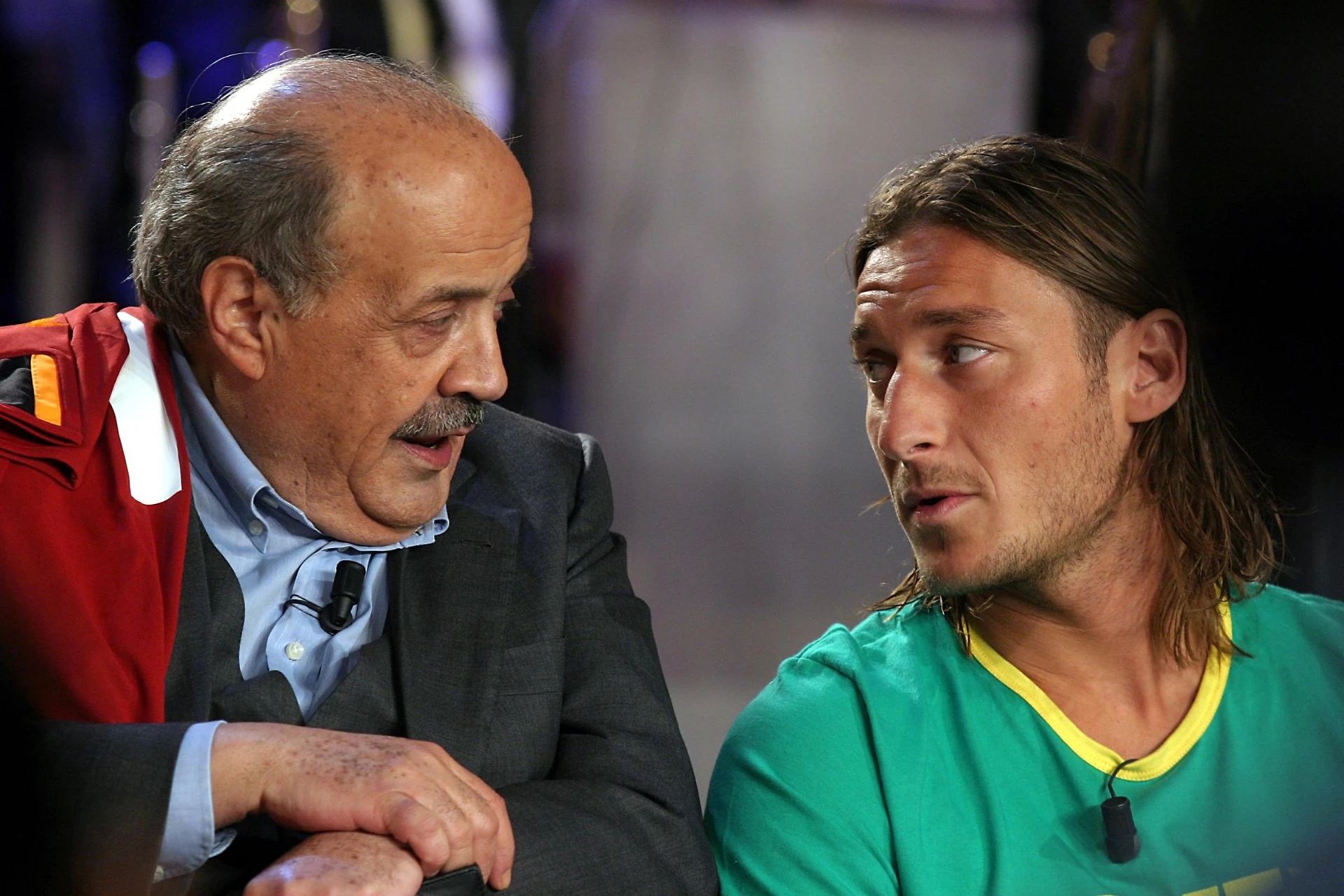 Maurizio Costanzo: "Francesco Totti per amore di Ilary Blasi ha rinunciato a cifre astronomiche"