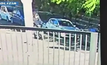 Eithan Bondi, il video degli spari al 25 Aprile: cosa accade in 30 secondi