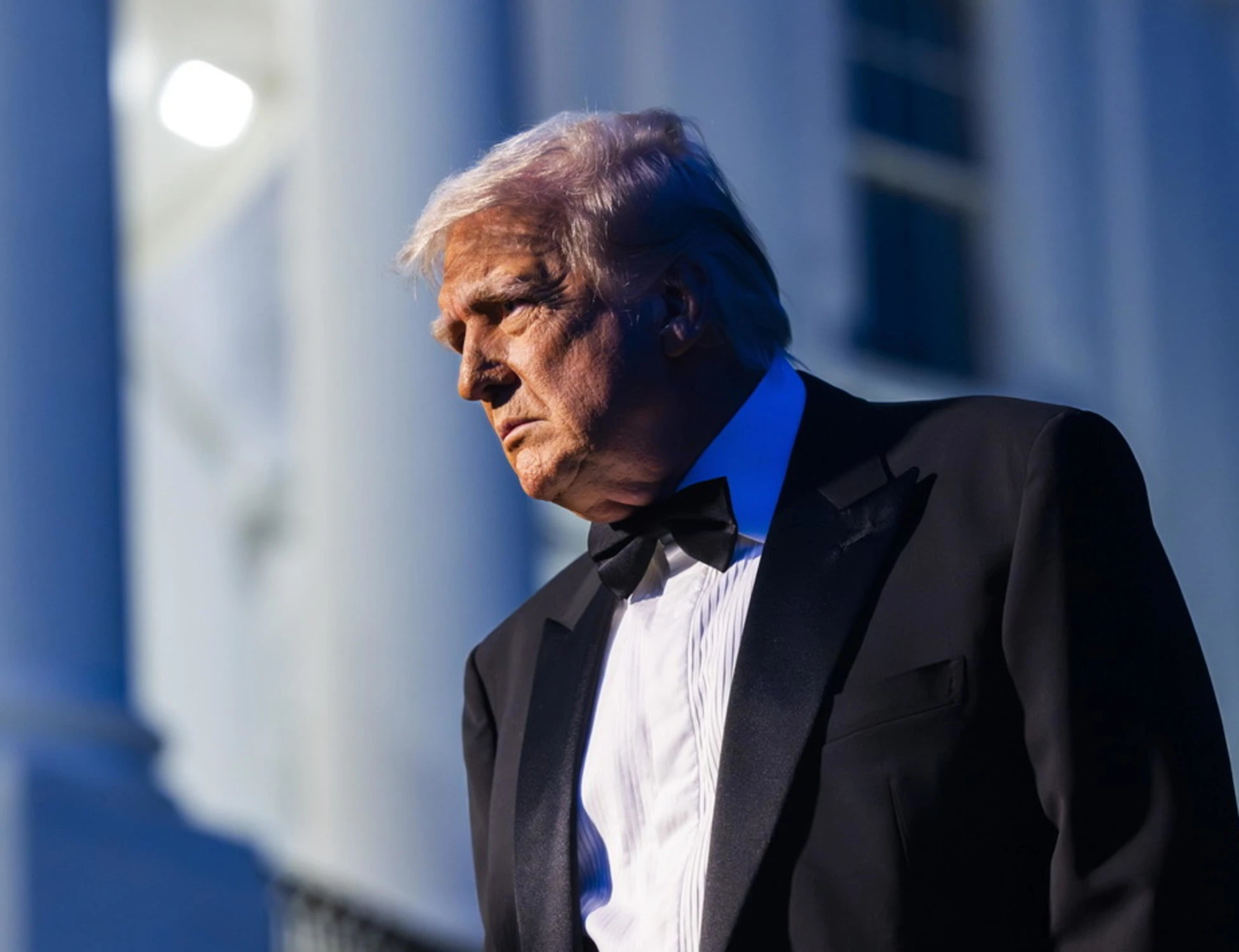 Trump mette l'Europa spalle al muro: "Li faremo smettere, molto presto"