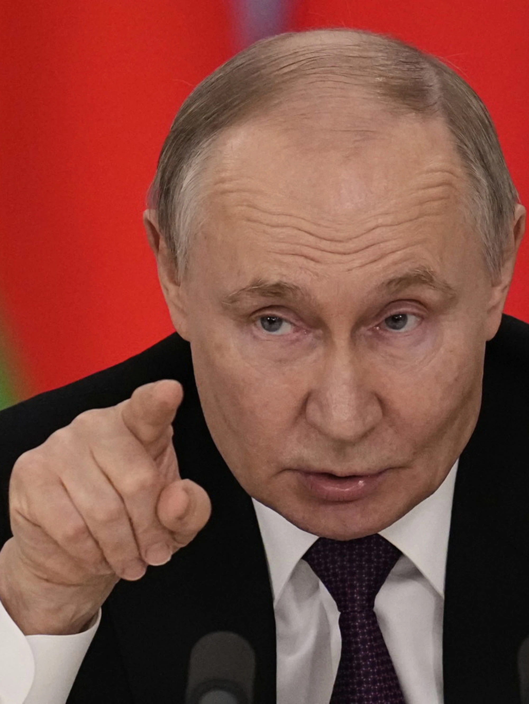 Vladimir Putin consegna a Witkoff un messaggio per Trump: l'ora delle decisioni
