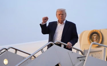Trump, Macron e la ricerca di un nuovo Wojtyla