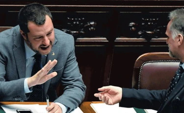 Logo, colori, squadra: nasce la nuova Lega