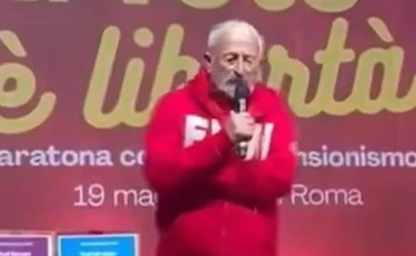Cgil, insulti dal palco a Ignazio La Russa: "Un bast***"