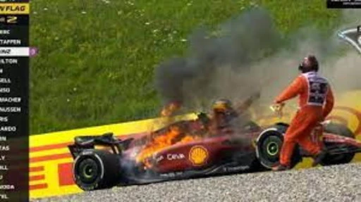 Carlos Sainz? "Incendiato dalla Ferrari": il delirio degli spagnoli di "Marca"